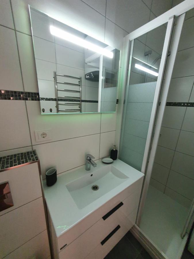 Ambra Apartments พาลังกา ภายนอก รูปภาพ